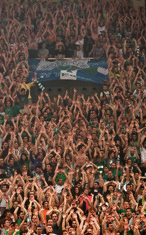 Δόξα και τιμή στον «εξάστερο» (photos)