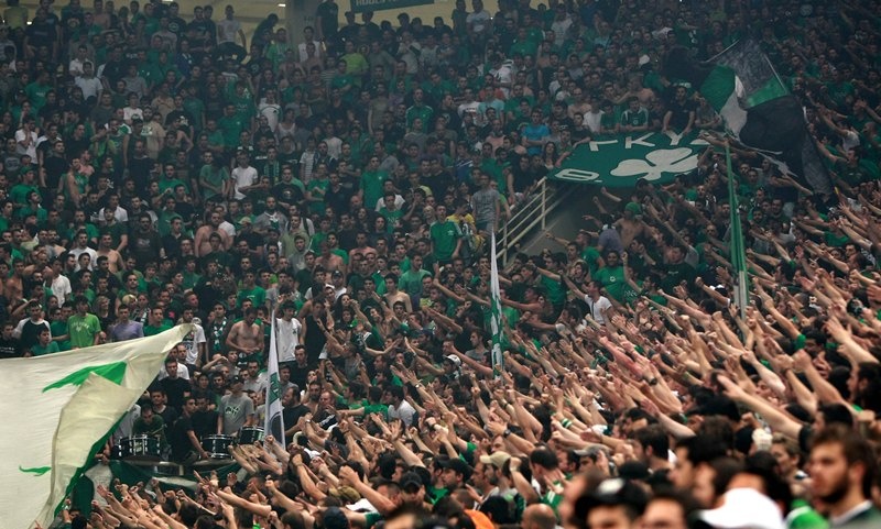 Δόξα και τιμή στον «εξάστερο» (photos)