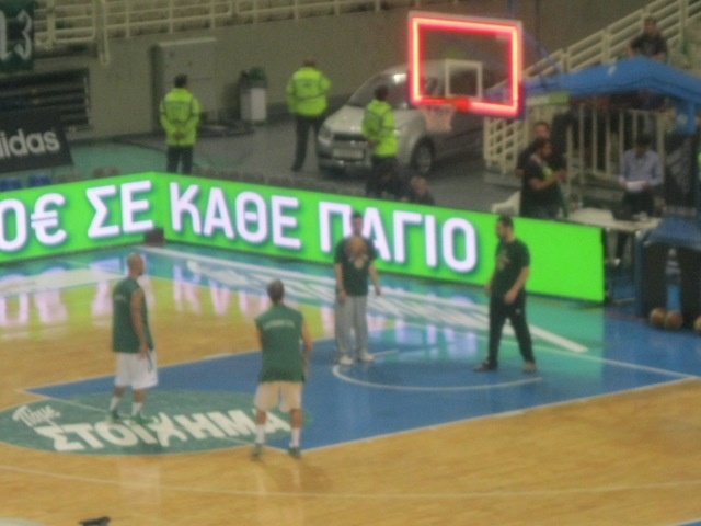 Η προθέρμανση πριν από τον τέταρτο τελικό, στο ΟΑΚΑ (photos+videos)