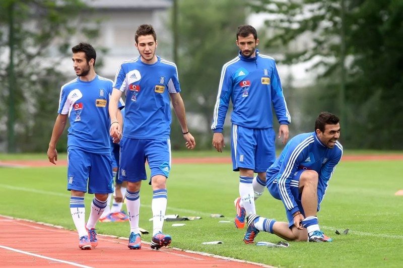 Euro 2012: Σαλπιγγίδης αντί Νίνη με Αρμενία (photos+videos)