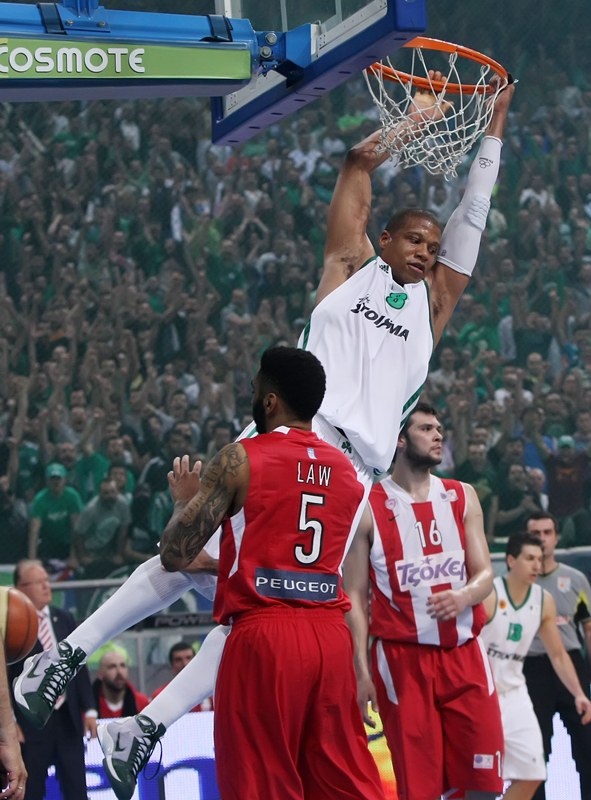 Μάικ Μπατίστ... RESPECT! (photos)