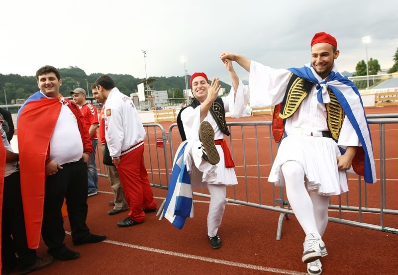 Euro 2012: Ελλάδα δύο ταχυτήτων με Αρμενία (photos+videos)