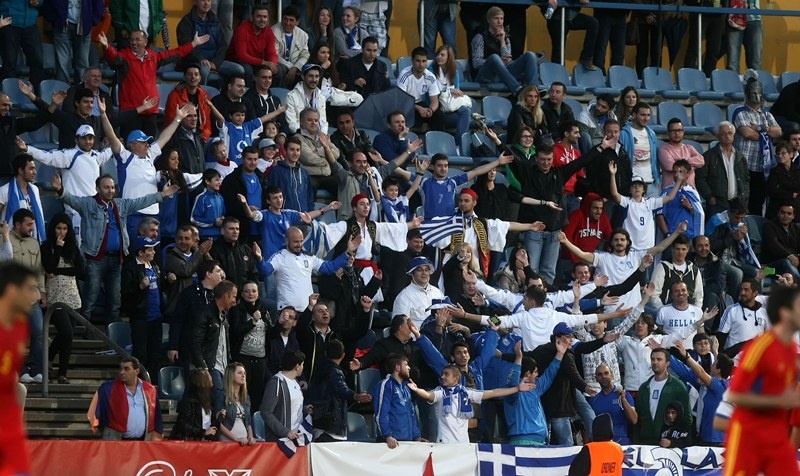 Euro 2012: Ελλάδα δύο ταχυτήτων με Αρμενία (photos+videos)