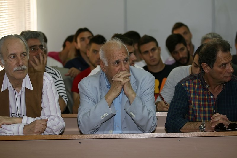 Απολογία-φαρσοκωμωδία στην υπόθεση «Καλλιθέα-Ηρακλής Ψαχνών»
