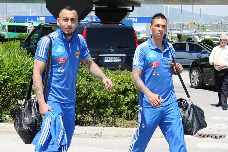 Euro 2012: «Προσγειώθηκε» η αποστολή της Εθνικής μας ομάδας (photos)