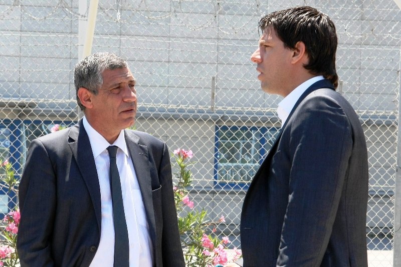 Euro 2012: «Προσγειώθηκε» η αποστολή της Εθνικής μας ομάδας (photos)