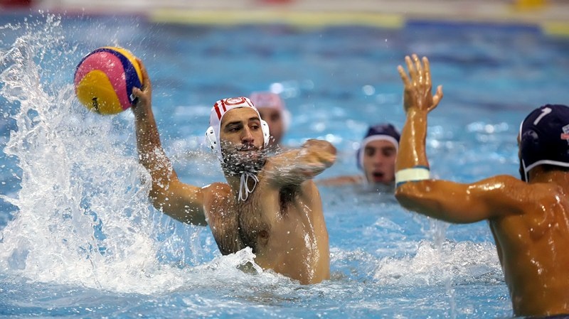 «Σέρνει» τον Ολυμπιακό μέχρι το... Λαιμό, η Βουλιαγμένη! (photos)