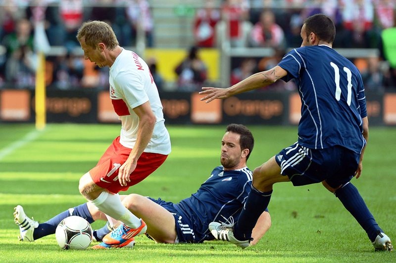Euro 2012: Άνετα η Πολωνία (photos+video)