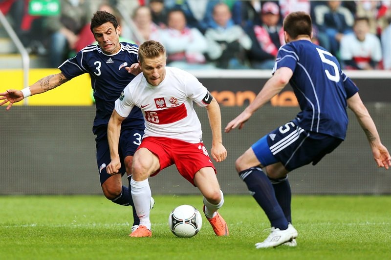 Euro 2012: Άνετα η Πολωνία (photos+video)