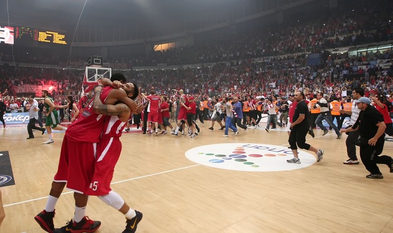 Πρωτάθλημα... ξανά στον Πειραιά! (photos+video)