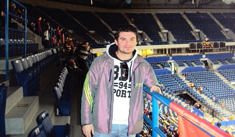 Ένας Έλληνας που λατρεύει το χάντμπολ (photos)