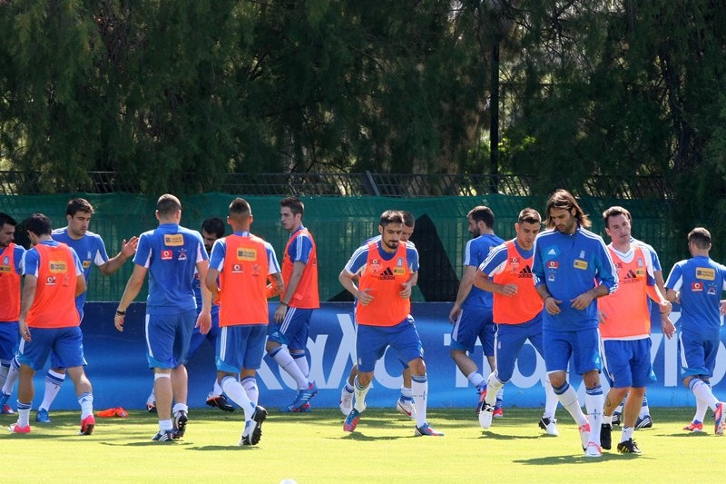 Euro 2012: Ατομικό ο Τοροσίδης, πριν την αναχώρηση για Πολωνία (photos)