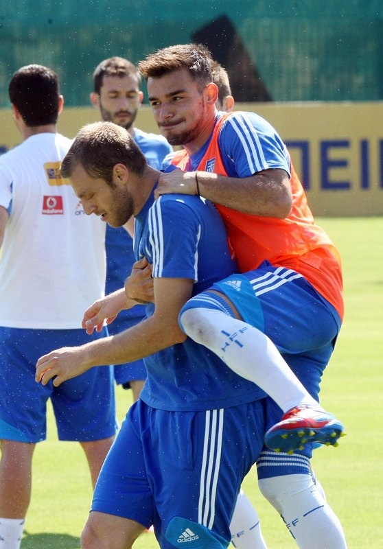 Euro 2012: Ατομικό ο Τοροσίδης, πριν την αναχώρηση για Πολωνία (photos)