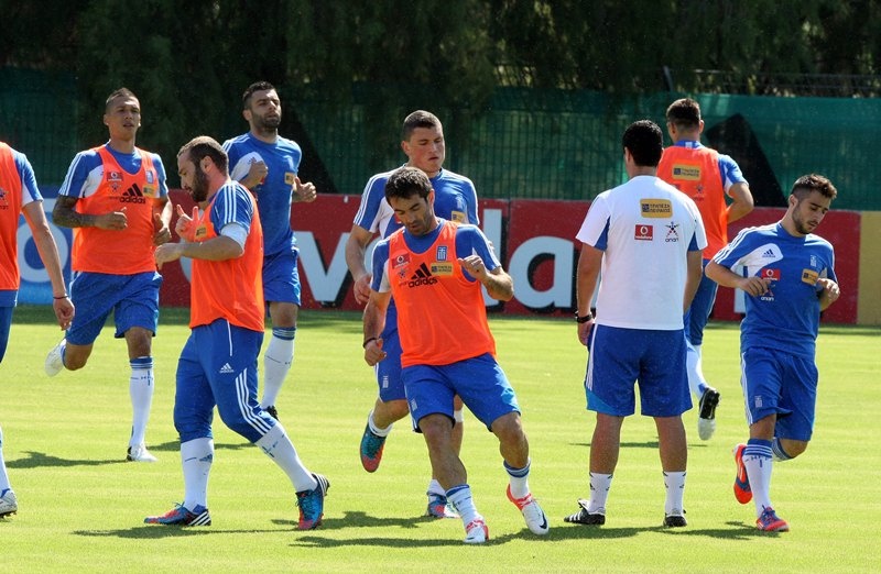 Euro 2012: Ατομικό ο Τοροσίδης, πριν την αναχώρηση για Πολωνία (photos)