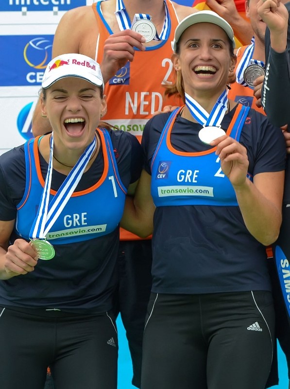 «Ασημένιες» Βίκυ και Μαρία