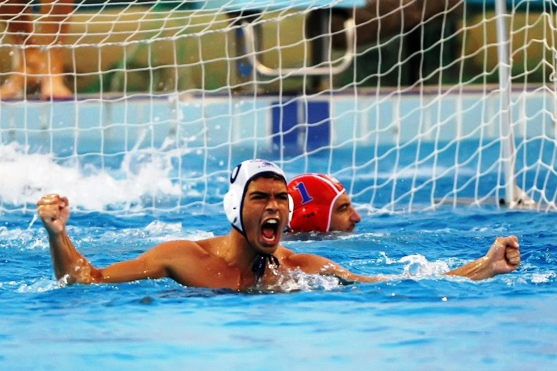 Τα σήκωσε όλα η Βουλιαγμένη! (video+photos)