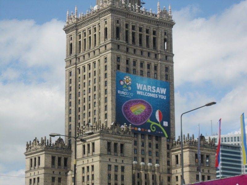 Euro 2012: «Χρώμα» EURO από τη Βαρσοβία (photos)