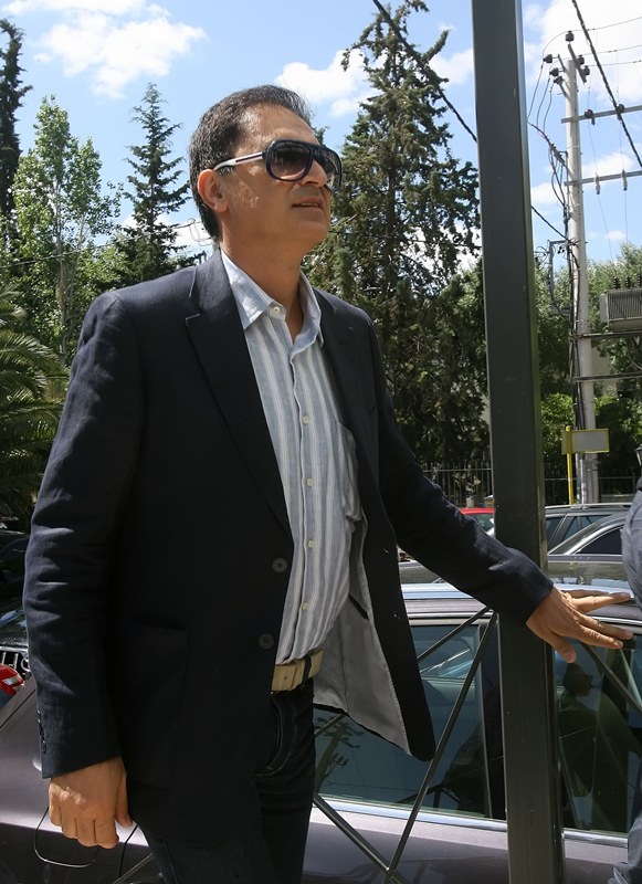 Super League: Ντου οπαδών της ΑΕΚ στο ΔΣ της λίγκας (photos)