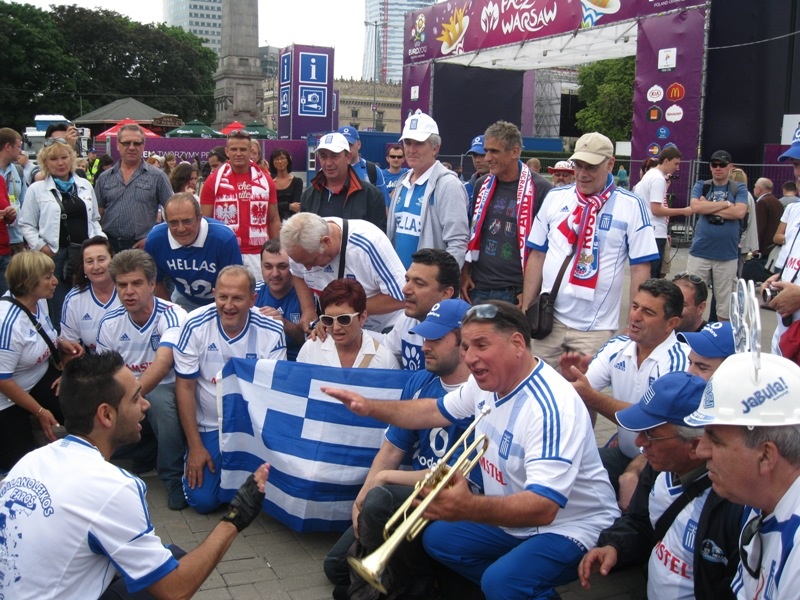 «Όλη η Βαρσοβία είναι μπλε...» (photos+videos)