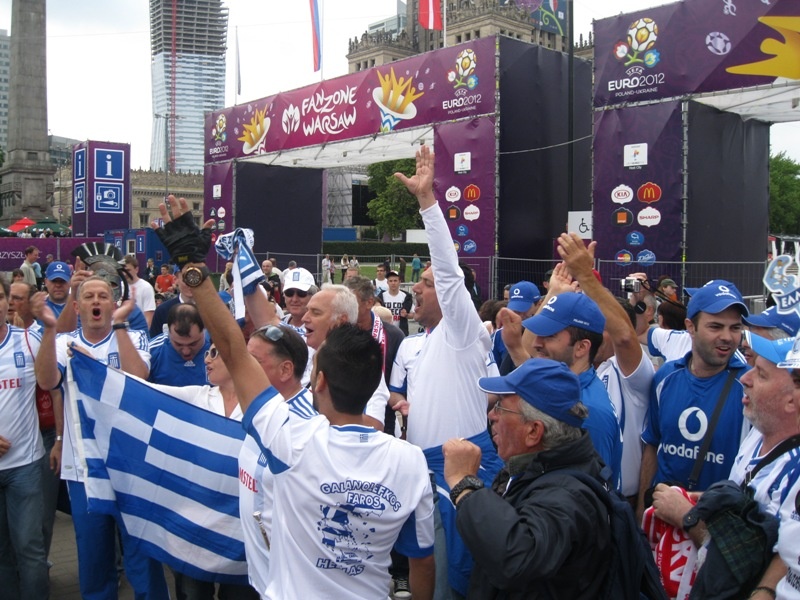 «Όλη η Βαρσοβία είναι μπλε...» (photos+videos)