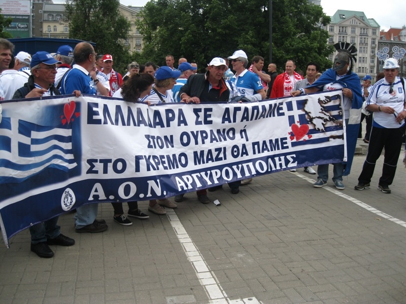 «Όλη η Βαρσοβία είναι μπλε...» (photos+videos)