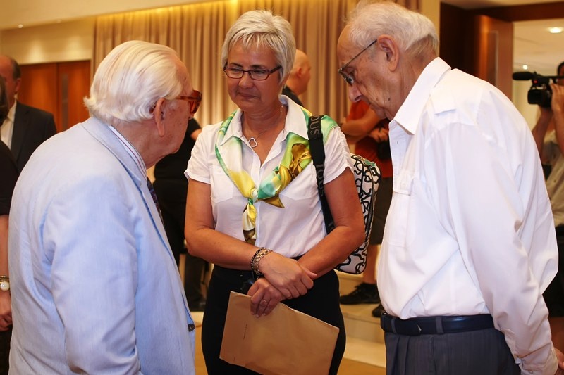 Παίρνει τις μετοχές ο Αλαφούζος (photos)