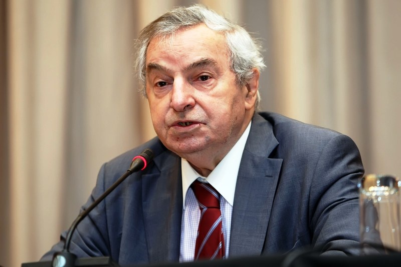 Παίρνει τις μετοχές ο Αλαφούζος (photos)