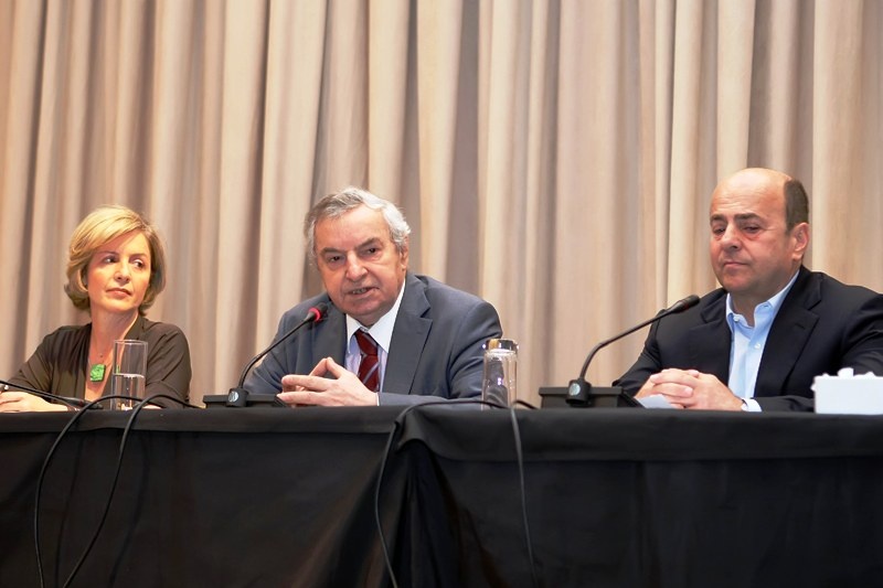 Παίρνει τις μετοχές ο Αλαφούζος (photos)