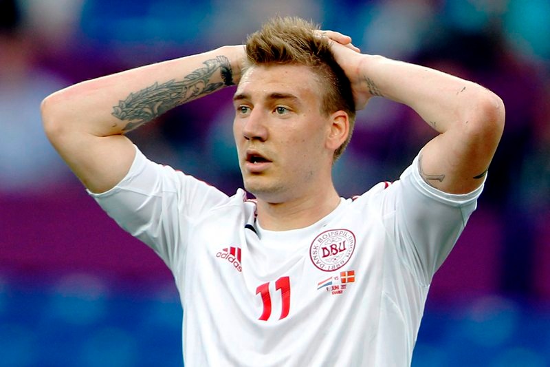 Euro 2012: Οι Δανοί «μάδησαν» τις «τουλίπες» (photos+video)