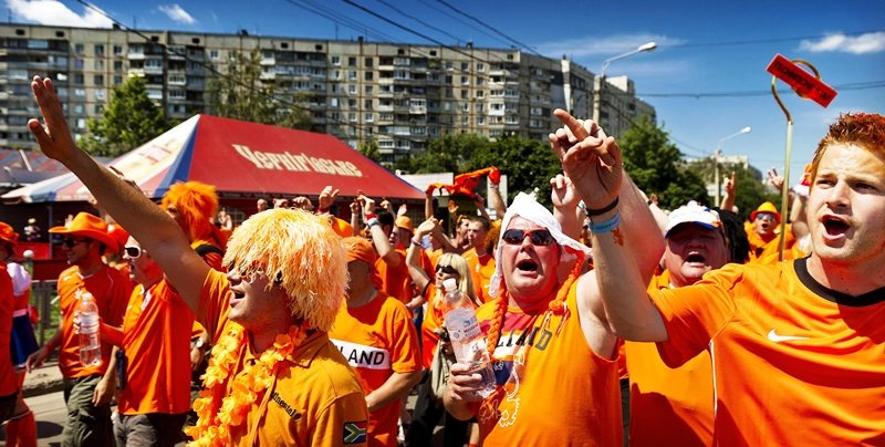 Euro 2012: «Οράνιε» λαοθάλασσα