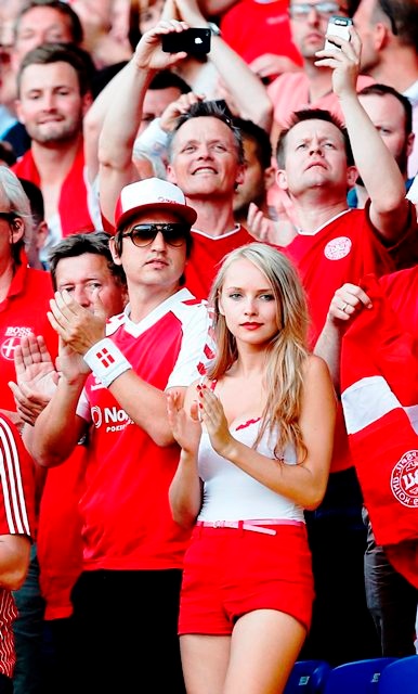 Euro 2012: Οι Δανοί «μάδησαν» τις «τουλίπες» (photos+video)