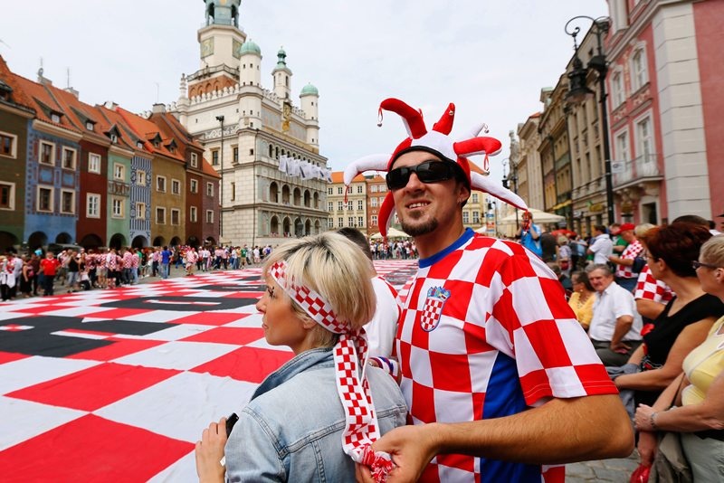 Euro 2012: Η «μάχη» της εξέδρας (photos)