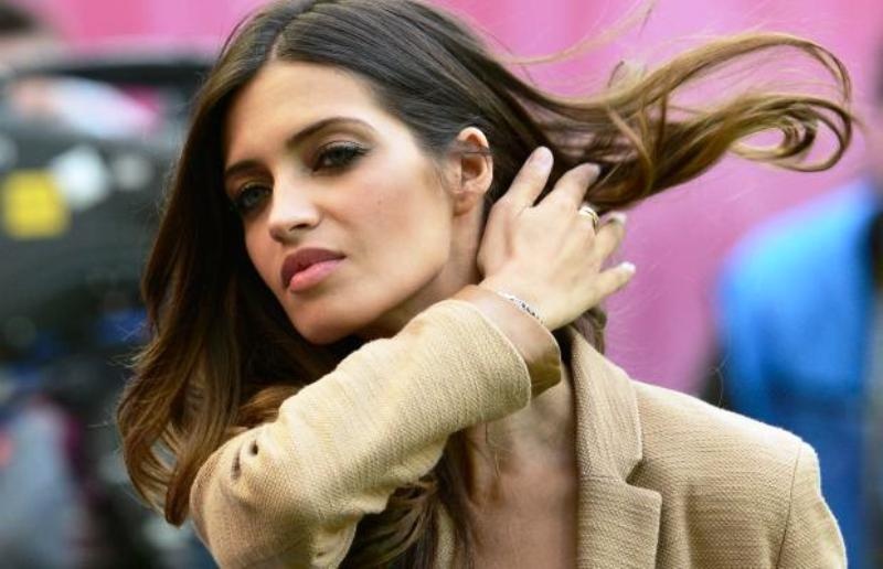 Euro 2012: Στο πλευρό των παικτών οι WAGs (photos)