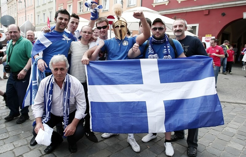 Ξέφρενο γλέντι από Έλληνες και Τσέχους στο Βρότσλαβ! (videos+photos)