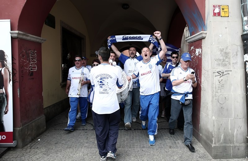 Ξέφρενο γλέντι από Έλληνες και Τσέχους στο Βρότσλαβ! (videos+photos)