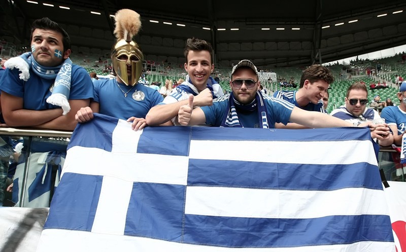Euro 2012: Τσάμπα ήττα από Τσεχία, όλα για όλα με Ρωσία! (photos+video)