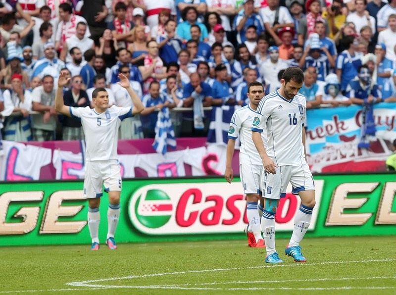 Euro 2012: Τσάμπα ήττα από Τσεχία, όλα για όλα με Ρωσία! (photos+video)