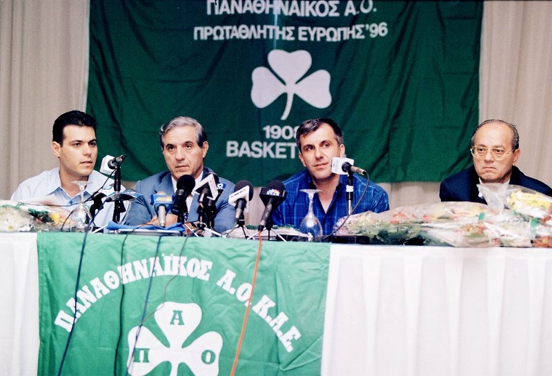 Ο πράσινος άρχοντας των δαχτυλιδιών! (photos+videos)