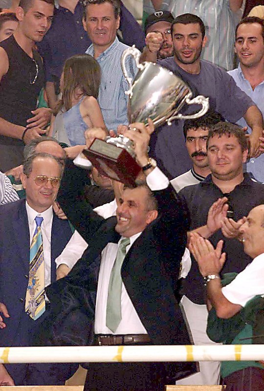 Ο πράσινος άρχοντας των δαχτυλιδιών! (photos+videos)