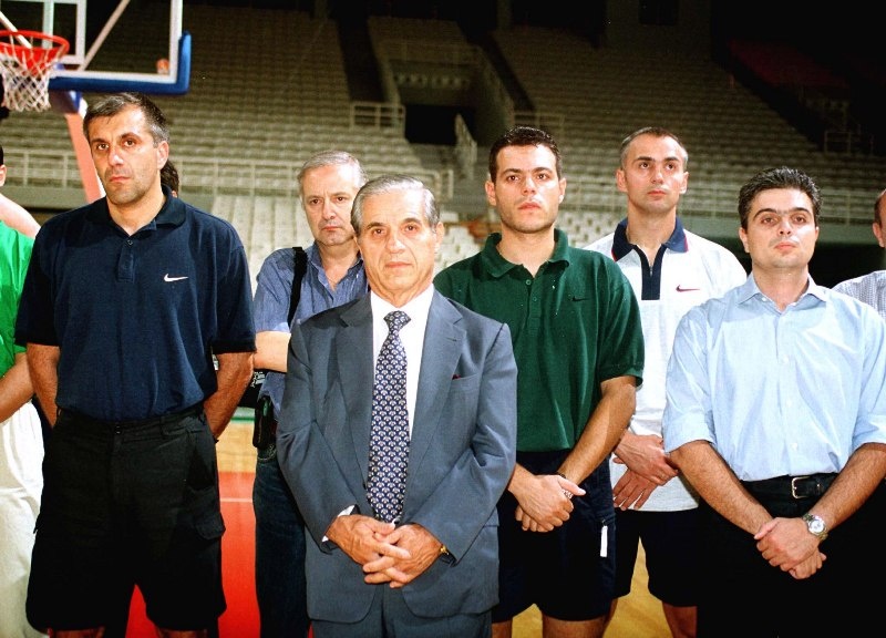 Ο πράσινος άρχοντας των δαχτυλιδιών! (photos+videos)