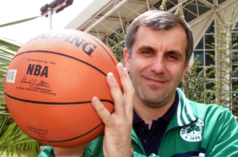 Ο πράσινος άρχοντας των δαχτυλιδιών! (photos+videos)