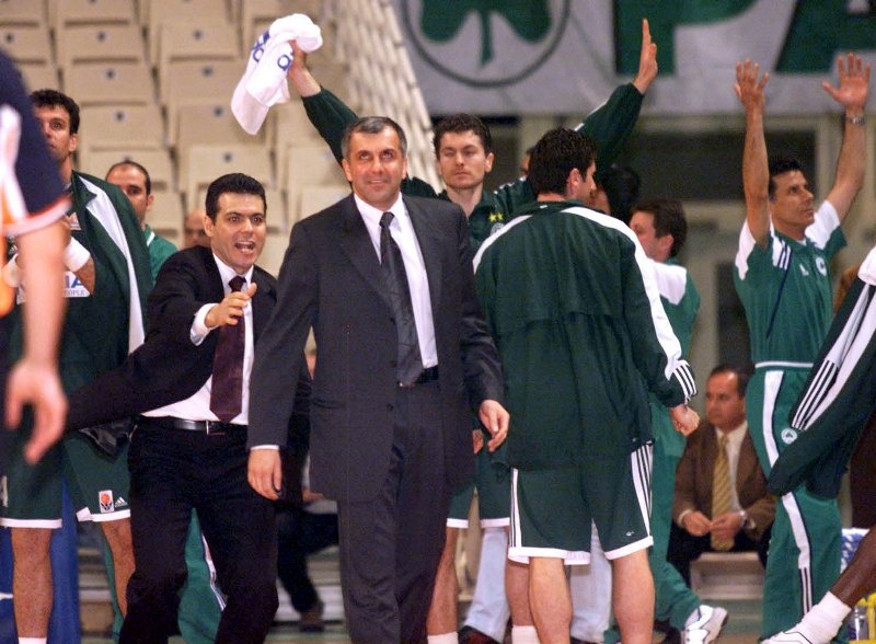 Ο πράσινος άρχοντας των δαχτυλιδιών! (photos+videos)