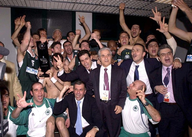Ο πράσινος άρχοντας των δαχτυλιδιών! (photos+videos)