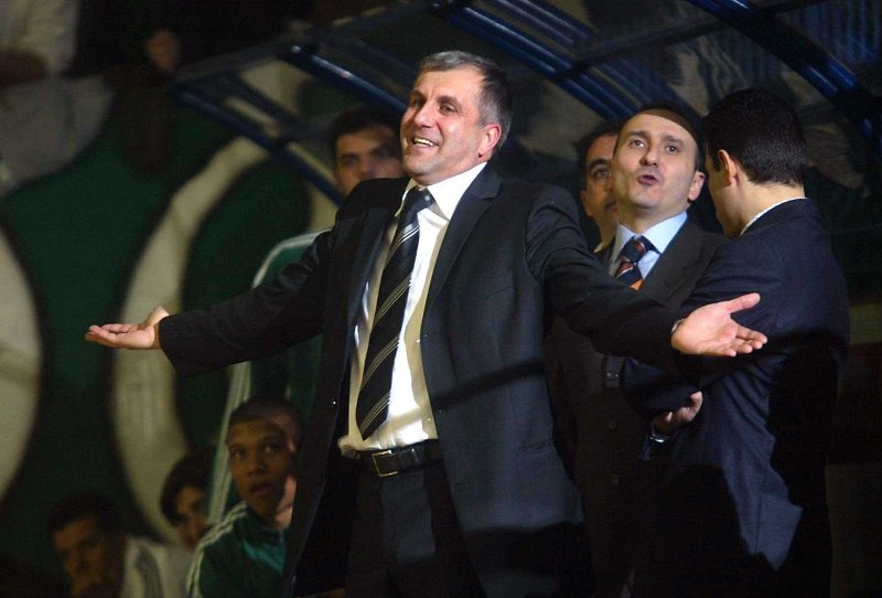 Ο πράσινος άρχοντας των δαχτυλιδιών! (photos+videos)