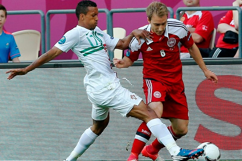 Euro 2012: Γλίτωσε τον… πάτο με Βαρέλα (photos+video)