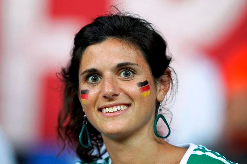 Euro 2012: Ομορφιές στο Ολλανδία – Γερμανία