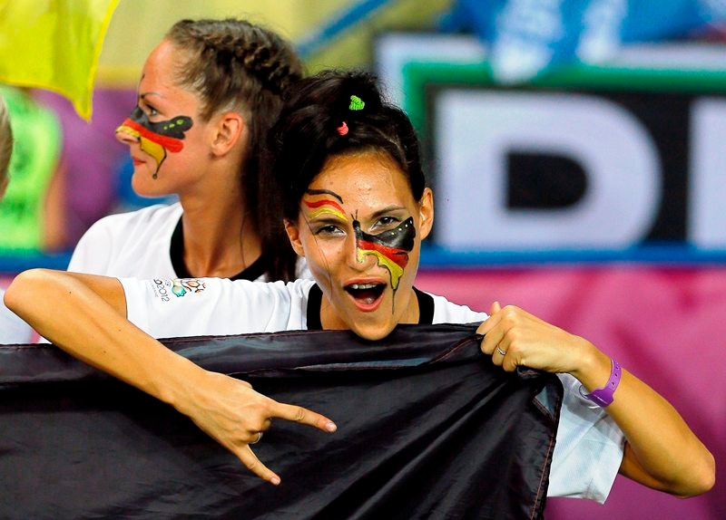 Euro 2012: Ομορφιές στο Ολλανδία – Γερμανία