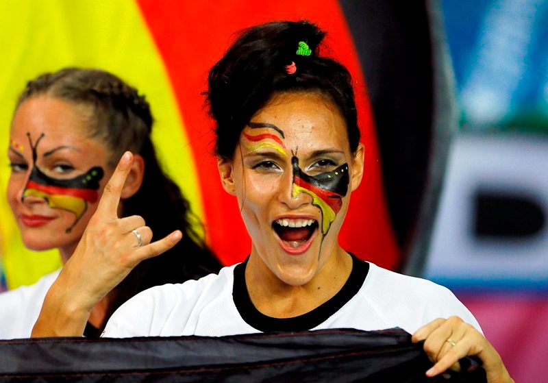 Euro 2012: Ομορφιές στο Ολλανδία – Γερμανία
