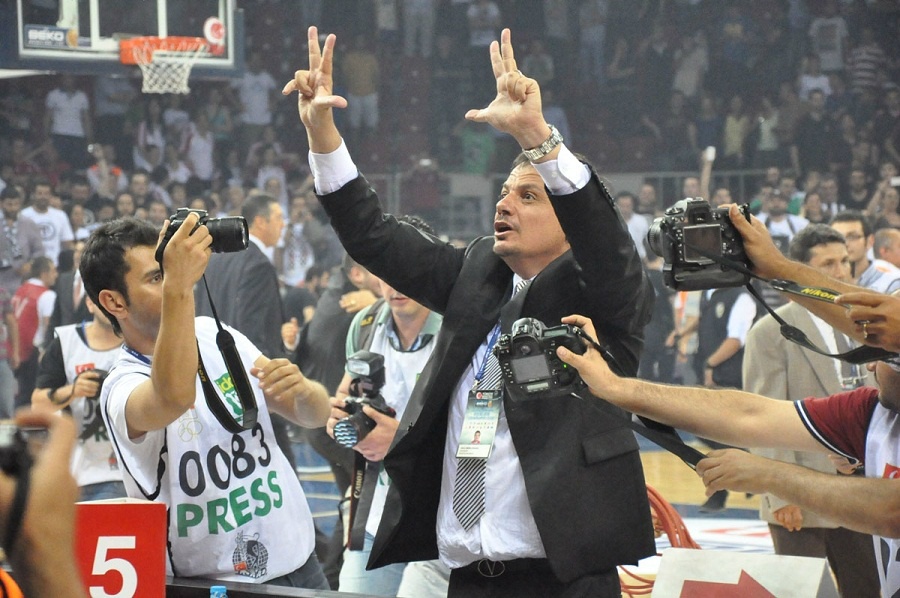 Τα πανηγύρια Μπεσίκτας και Έρτσεγκ για το Triple Crown (photos)