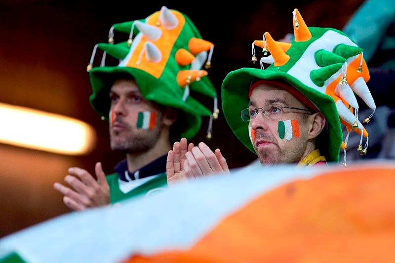 Euro 2012: Ομορφιές και… μπίρα (photos)
